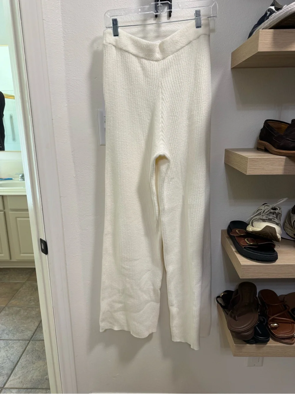 ALO Yoga Cream Ribbed Wide-Leg Knit Pants with Drawstring